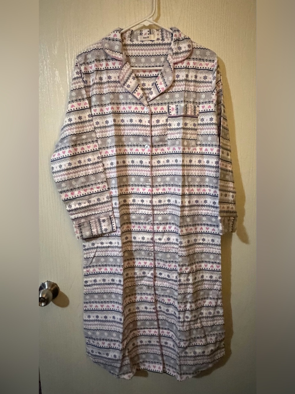 Women’s Grey & Pink Flannel Long Sleeve Button Down Pajama Nightgown Size Medium